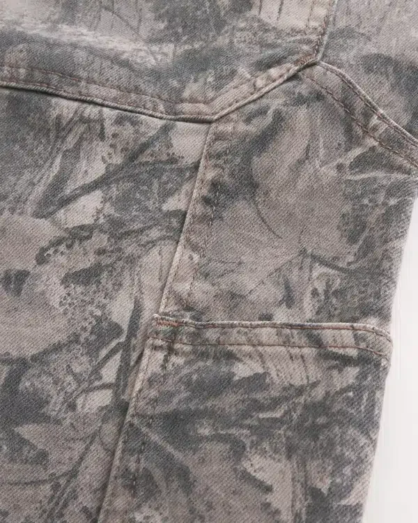 Baggy dżinsowe szorty malarskie w kamuflażu Baggy dżinsowe szorty malarskie w kamuflażu