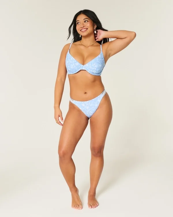 Biustonosz bikini z fiszbinami i głębokim dekoltem Biustonosz bikini z fiszbinami i głębokim dekoltem