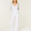 Bluza z kapturem i dekoltem w serek Bluza z kapturem i dekoltem w serek