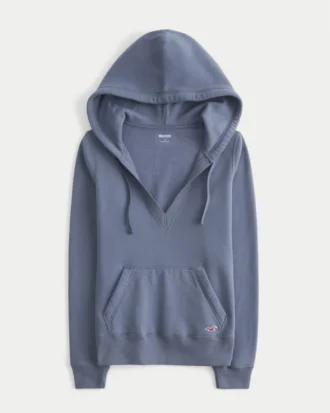 Bluza z kapturem i dekoltem w serek