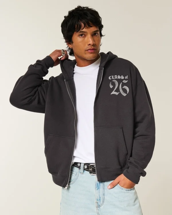 Bluza z kapturem i nadrukiem Boxy Class of 26 Bluza z kapturem i nadrukiem Boxy Class of 26