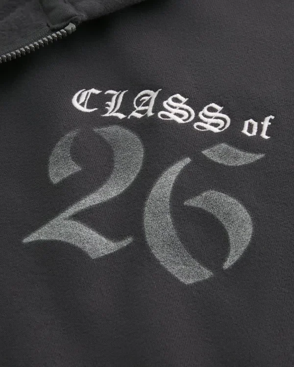Bluza z kapturem i nadrukiem Boxy Class of 26 Bluza z kapturem i nadrukiem Boxy Class of 26