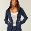 Bluza z kapturem i zamkiem błyskawicznym Bluza z kapturem i zamkiem błyskawicznym