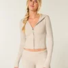Bluza z kapturem i zamkiem błyskawicznym Gilly Hicks Bluza z kapturem i zamkiem błyskawicznym Gilly Hicks
