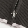 Bluza z kapturem i zamkiem błyskawicznym Gilly Hicks z falistym wykończeniem Bluza z kapturem i zamkiem błyskawicznym Gilly Hicks z falistym wykończeniem