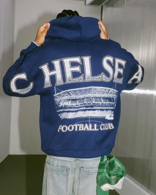 Bluza z kapturem i zamkiem błyskawicznym z nadrukiem Chelsea Football Club Bluza z kapturem i zamkiem błyskawicznym z nadrukiem Chelsea Football Club
