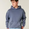 Bluza z kapturem o prostym kroju Bluza z kapturem o prostym kroju