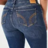 Dżinsy bootcut o średnim stanie i średnim odcieniu Dżinsy bootcut o średnim stanie i średnim odcieniu