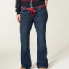 Dżinsy z niskim stanem, ciemnym wybarwieniem i czerwonymi sznurkami w pasie, o kroju bootcut Dżinsy z niskim stanem, ciemnym wybarwieniem i czerwonymi sznurkami w pasie, o kroju bootcut