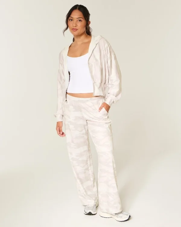 Gilly Hicks Active Recharge Baggy Pants z sercem na końcu nogawek Gilly Hicks Active Recharge Baggy Pants z sercem na końcu nogawek