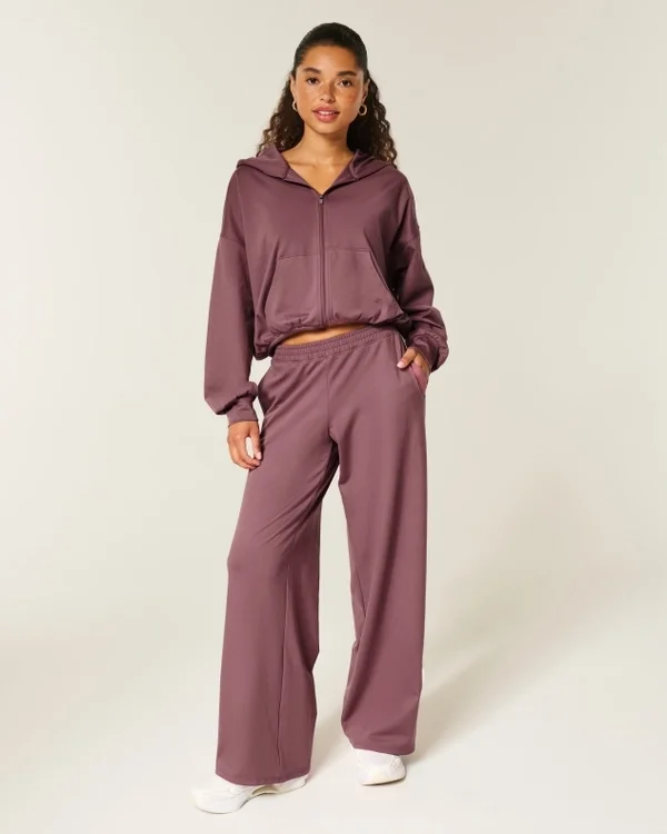 Gilly Hicks Active Recharge Baggy Pants z sercem na końcu nogawek Gilly Hicks Active Recharge Baggy Pants z sercem na końcu nogawek