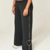 Gilly Hicks Active Recharge Baggy Pants z sercem na końcu nogawek Gilly Hicks Active Recharge Baggy Pants z sercem na końcu nogawek