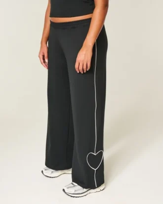Gilly Hicks Active Recharge Baggy Pants z sercem na końcu nogawek