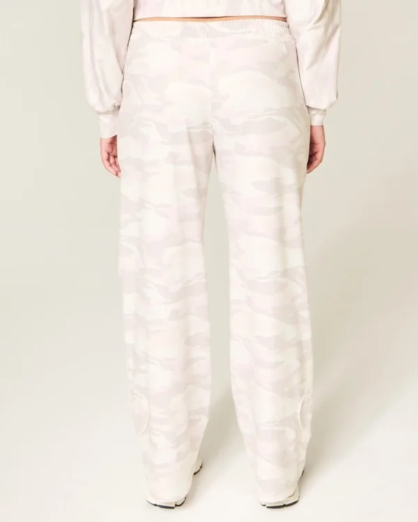Gilly Hicks Active Recharge Baggy Pants z sercem na końcu nogawek Gilly Hicks Active Recharge Baggy Pants z sercem na końcu nogawek