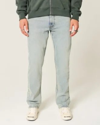 Jasne, proste jeansy slim fit