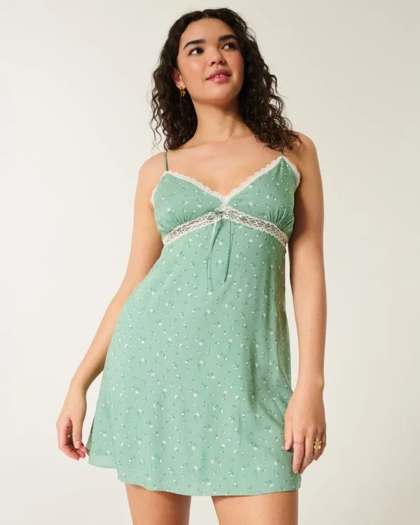 Koronkowa mini sukienka Koronkowa mini sukienka