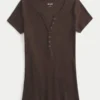 Krótki rękaw Y2K Henley Krótki rękaw Y2K Henley