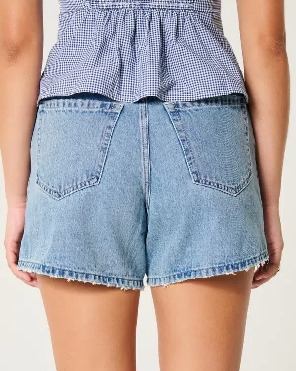 Krótkie spodenki jeansowe z wysokim stanem i średnim odcieniem 5″ Krótkie spodenki jeansowe z wysokim stanem i średnim odcieniem 5″