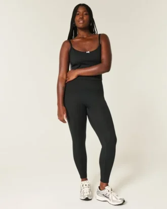 Legginsy sportowe Gilly Hicks z kieszeniami