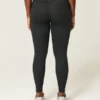 Legginsy sportowe Gilly Hicks z kieszeniami