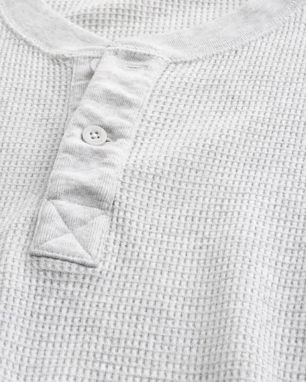 Luźna koszulka termiczna Henley Luźna koszulka termiczna Henley