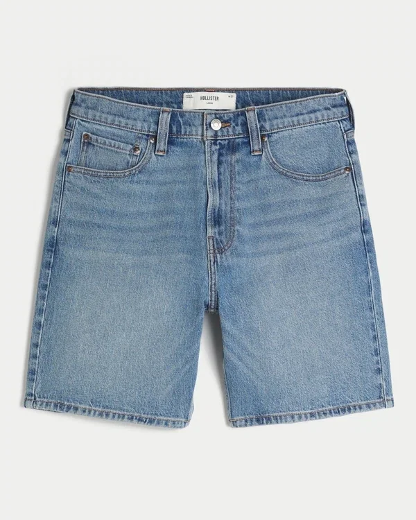 Luźne szorty jeansowe powyżej kolan Luźne szorty jeansowe powyżej kolan
