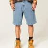 Luźne szorty jeansowe z haftowanym logo Luźne szorty jeansowe z haftowanym logo