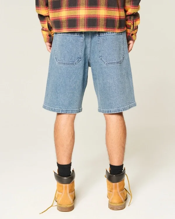 Luźne szorty jeansowe z haftowanym logo Luźne szorty jeansowe z haftowanym logo