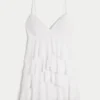 Mini sukienka babydoll z dekoltem w szpic i falbanami Mini sukienka babydoll z dekoltem w szpic i falbanami
