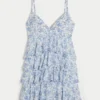 Mini sukienka babydoll z falbanami i dekoltem w szpic Mini sukienka babydoll z falbanami i dekoltem w szpic