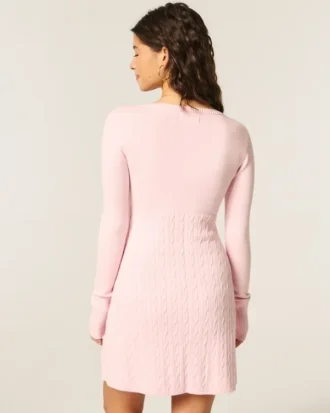 Mini sukienka sweterkowa Babydoll