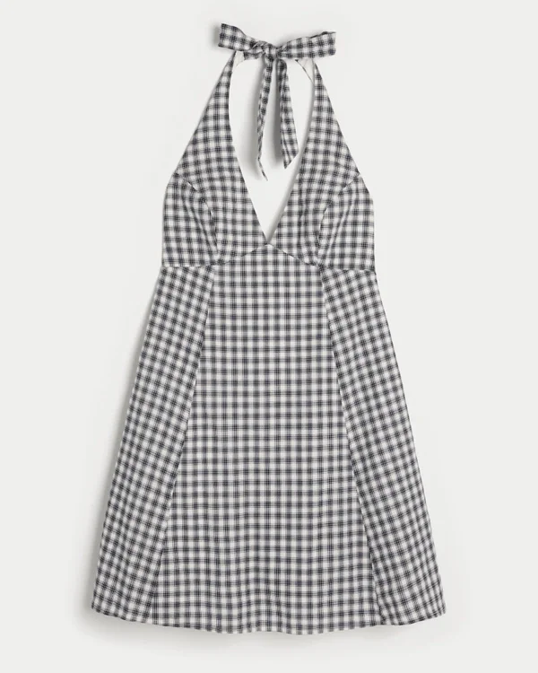 Mini sukienka z odkrytymi plecami Mini sukienka z odkrytymi plecami