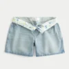Niskie, jasne, podwinięte w pasie, luźne szorty jeansowe 5″ Niskie, jasne, podwinięte w pasie, luźne szorty jeansowe 5″