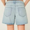 Niskie, jasne, podwinięte w pasie, luźne szorty jeansowe 5″ Niskie, jasne, podwinięte w pasie, luźne szorty jeansowe 5″