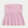 Sweter bez ramiączek w stylu szydełkowym
