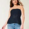 Sweter typu tube top w stylu szydełkowym Sweter typu tube top w stylu szydełkowym