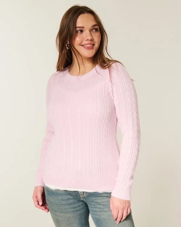 Sweter z dzianiny warkoczowej Sweter z dzianiny warkoczowej