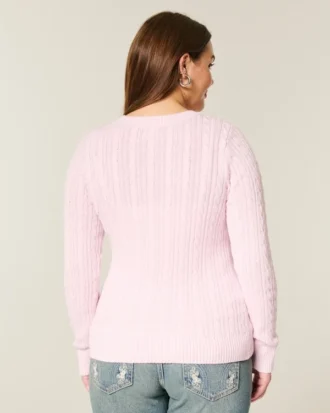 Sweter z dzianiny warkoczowej