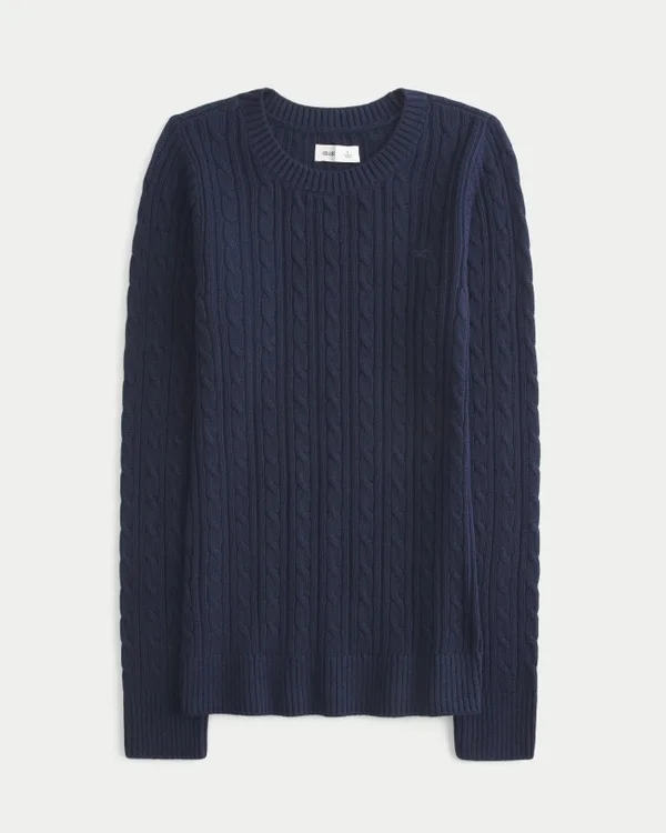 Sweter z dzianiny warkoczowej Sweter z dzianiny warkoczowej
