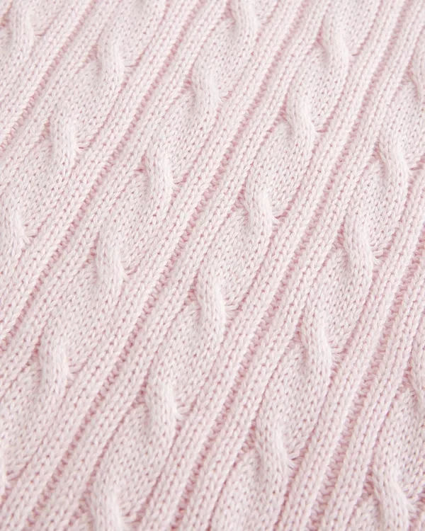 Sweter z dzianiny warkoczowej Sweter z dzianiny warkoczowej