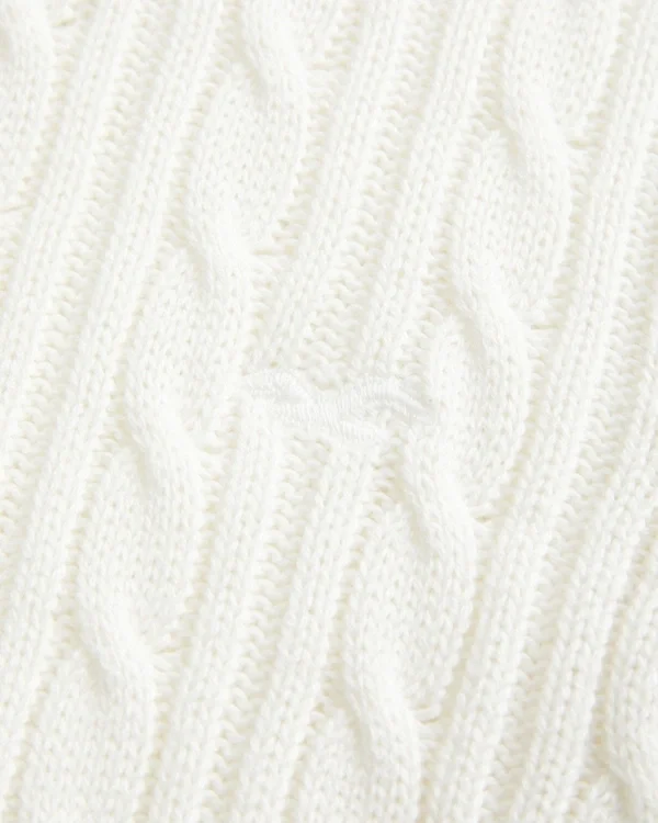 Sweter z dzianiny warkoczowej Sweter z dzianiny warkoczowej