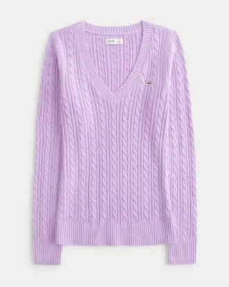 Sweter z dzianiny warkoczowej z dekoltem w serek