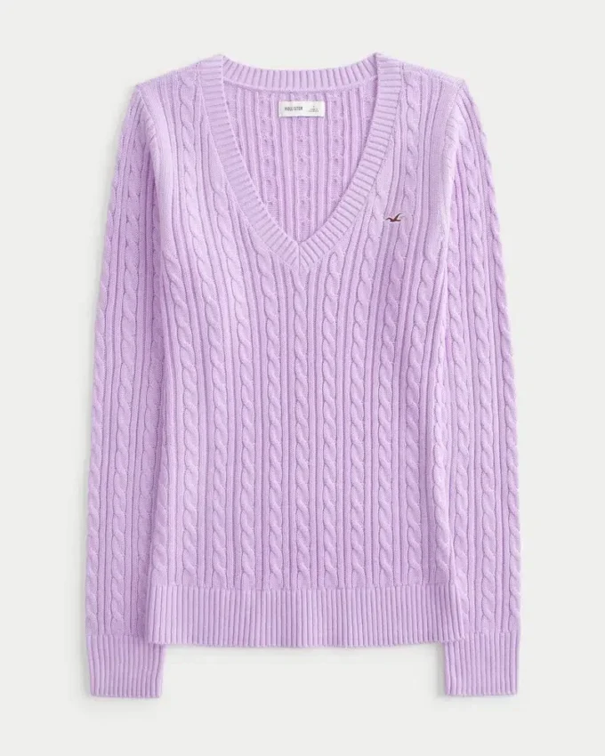 Sweter z dzianiny warkoczowej z dekoltem w serek Sweter z dzianiny warkoczowej z dekoltem w serek