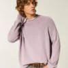 Sweter z golfem o prostym kroju