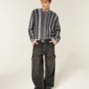 Sweter z okrągłym dekoltem w paski