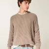 Sweter z pranym dekoltem w serek Sweter z pranym dekoltem w serek