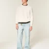 Sweter z pranym dekoltem w serek Sweter z pranym dekoltem w serek