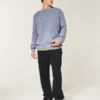 Sweter z pranym dekoltem w serek Sweter z pranym dekoltem w serek