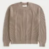 Sweter z pranym dekoltem w serek Sweter z pranym dekoltem w serek