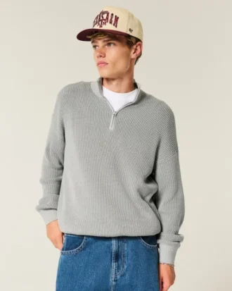 Sweter z ćwiartkowym zamkiem